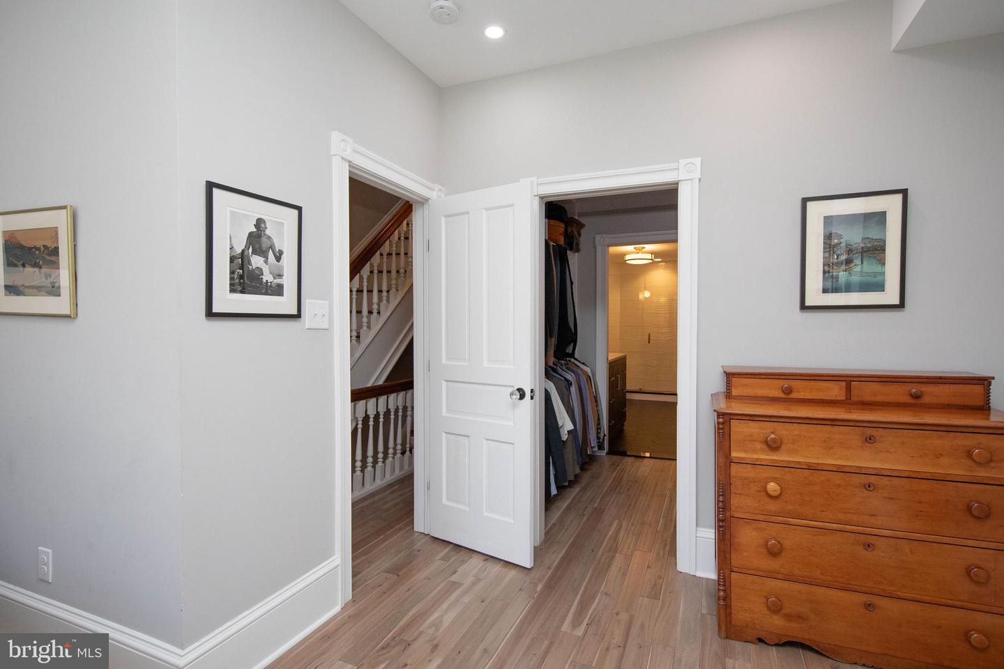 258 S 45th St