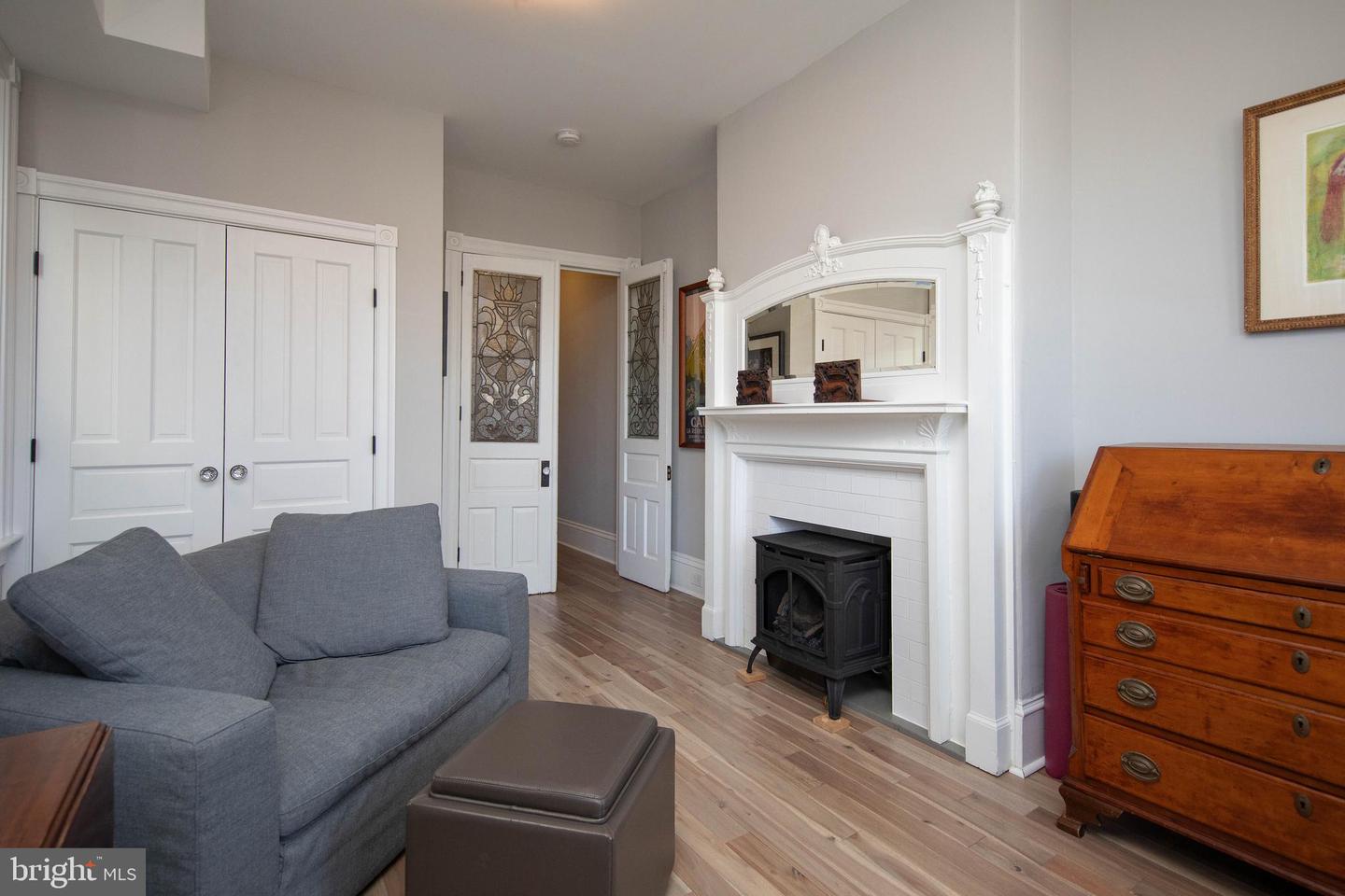 258 S 45th St
