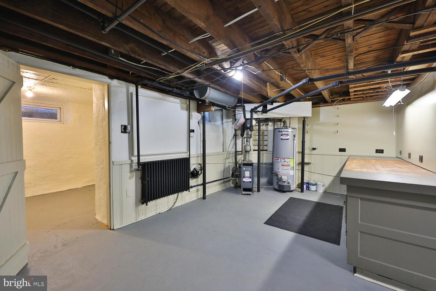 216 W Durand St