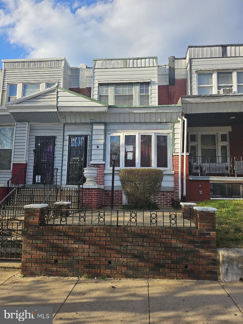1429 W Olney Ave