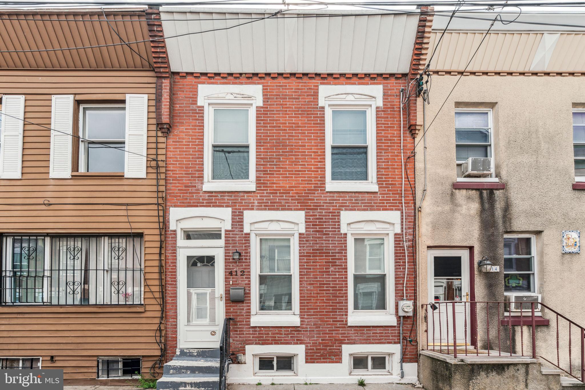 412 Tree St