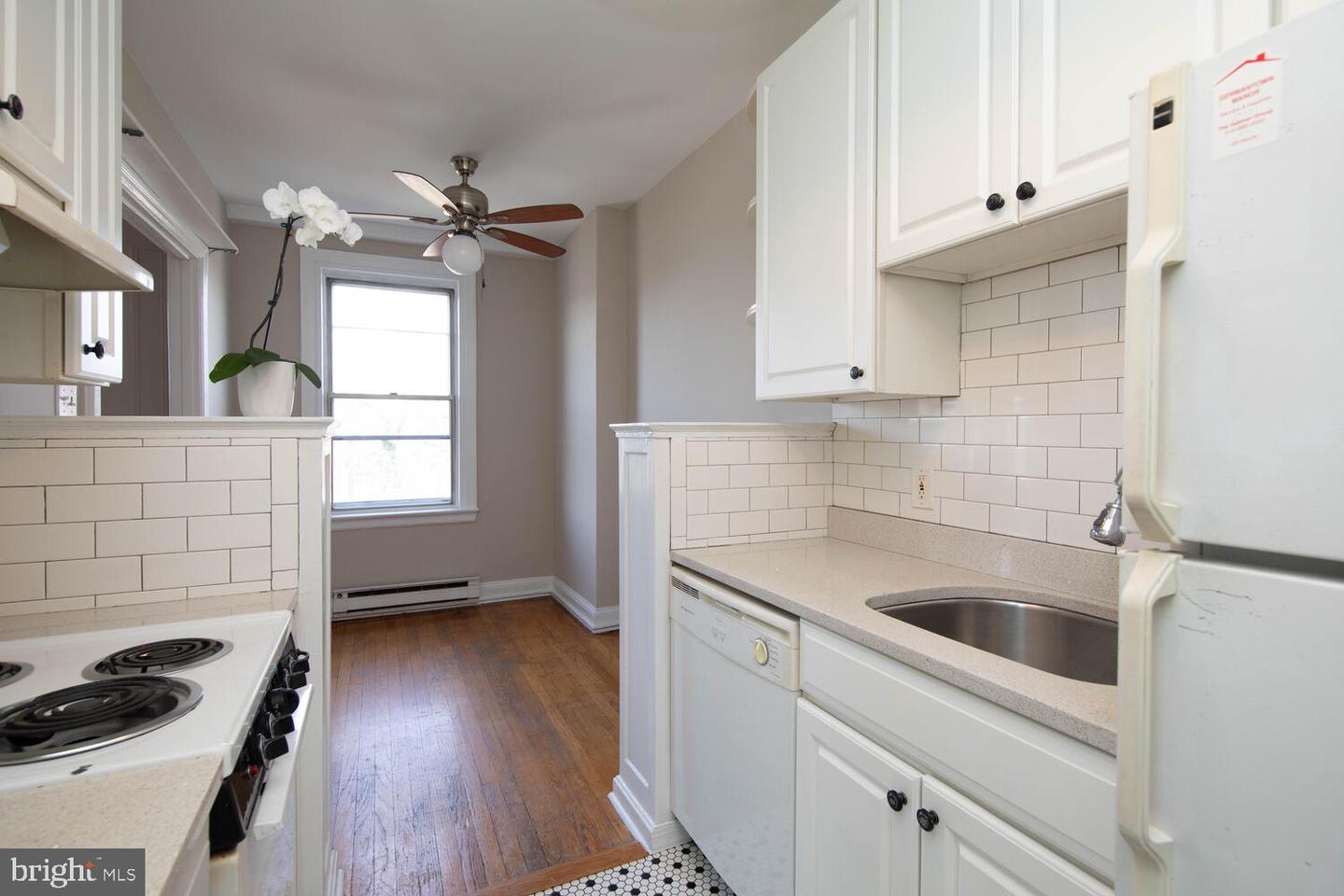 400-14 W Hortter St #702