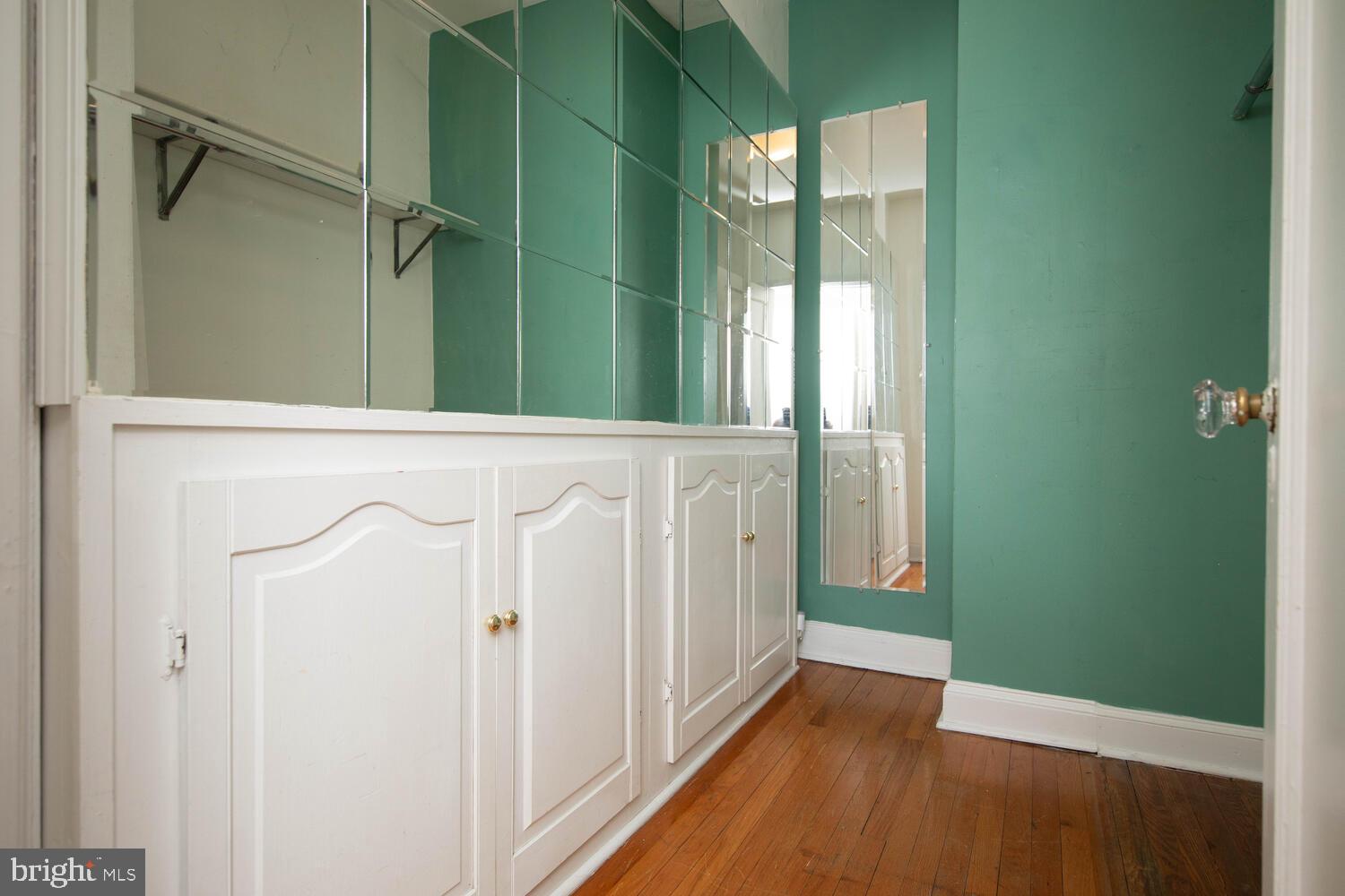 400-14 W Hortter St #702