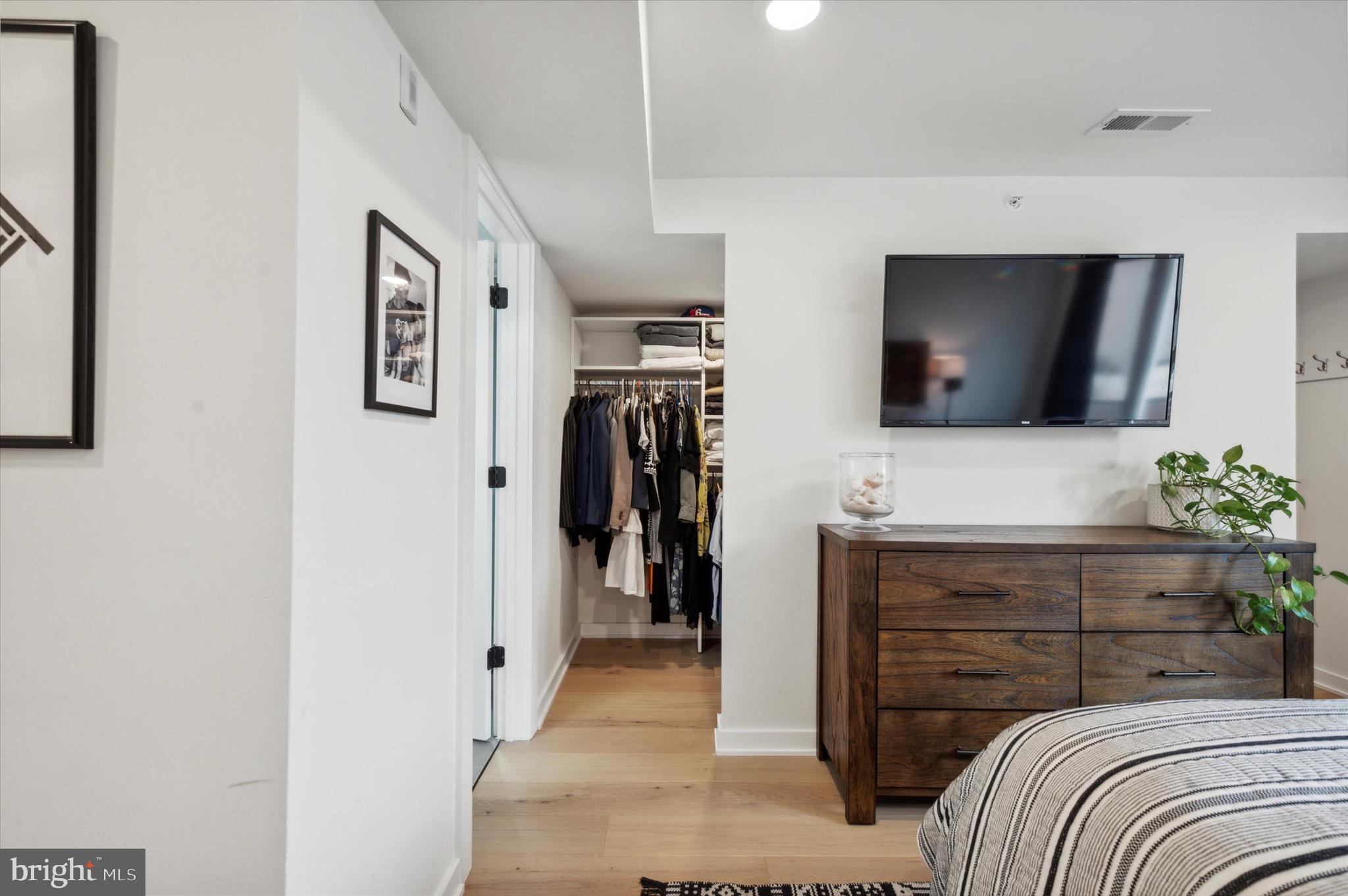 233 Christian St #4