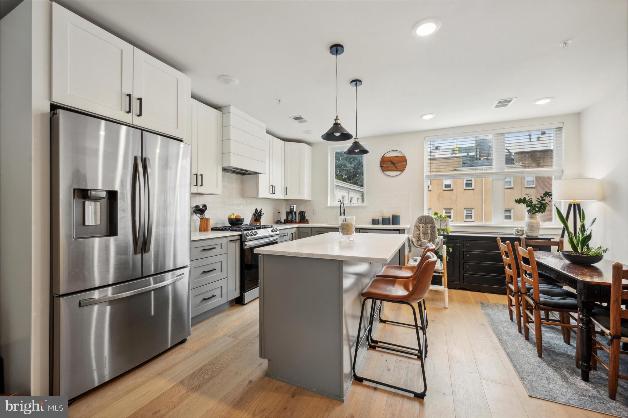 233 Christian St #4