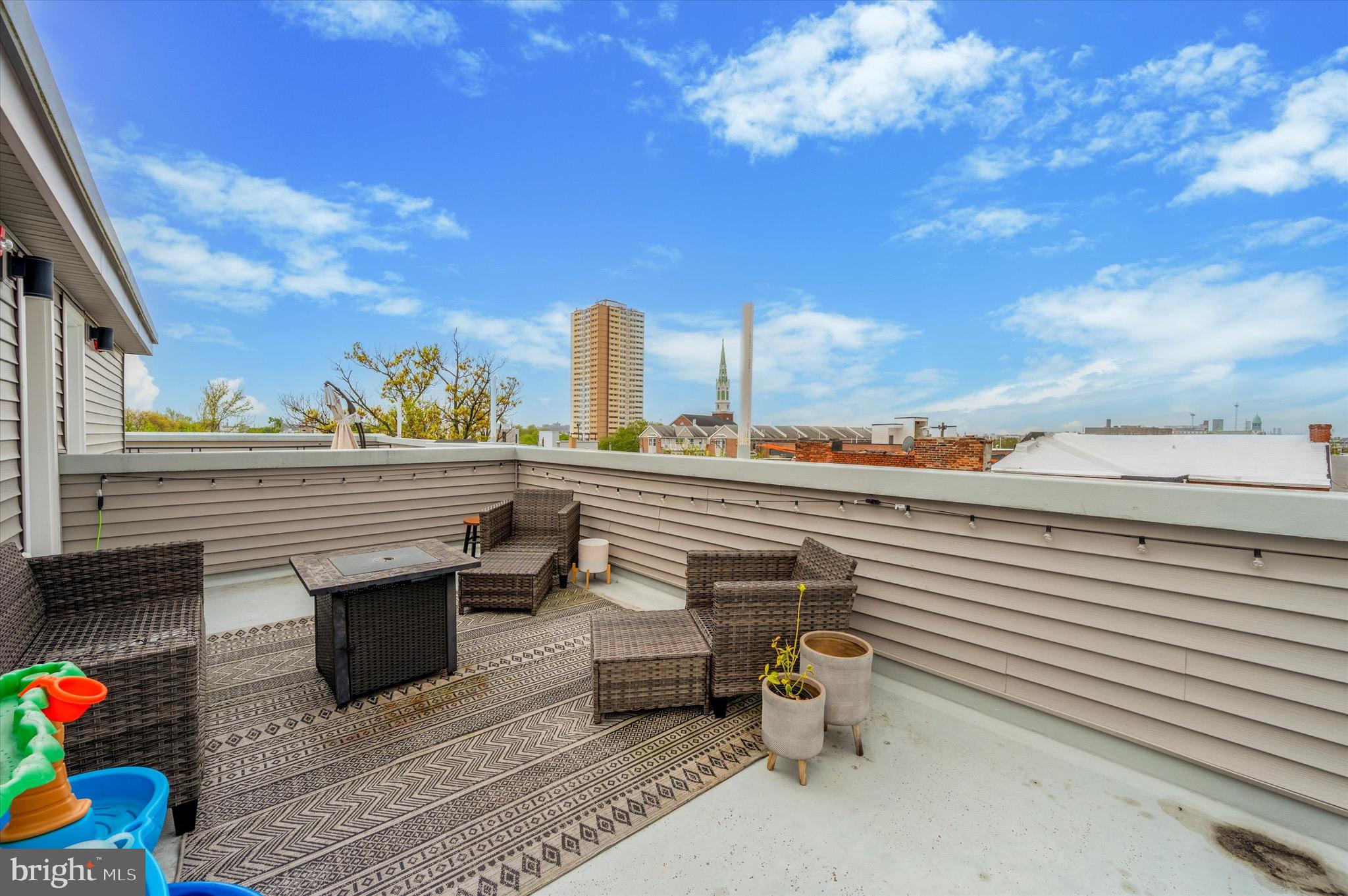 233 Christian St #4
