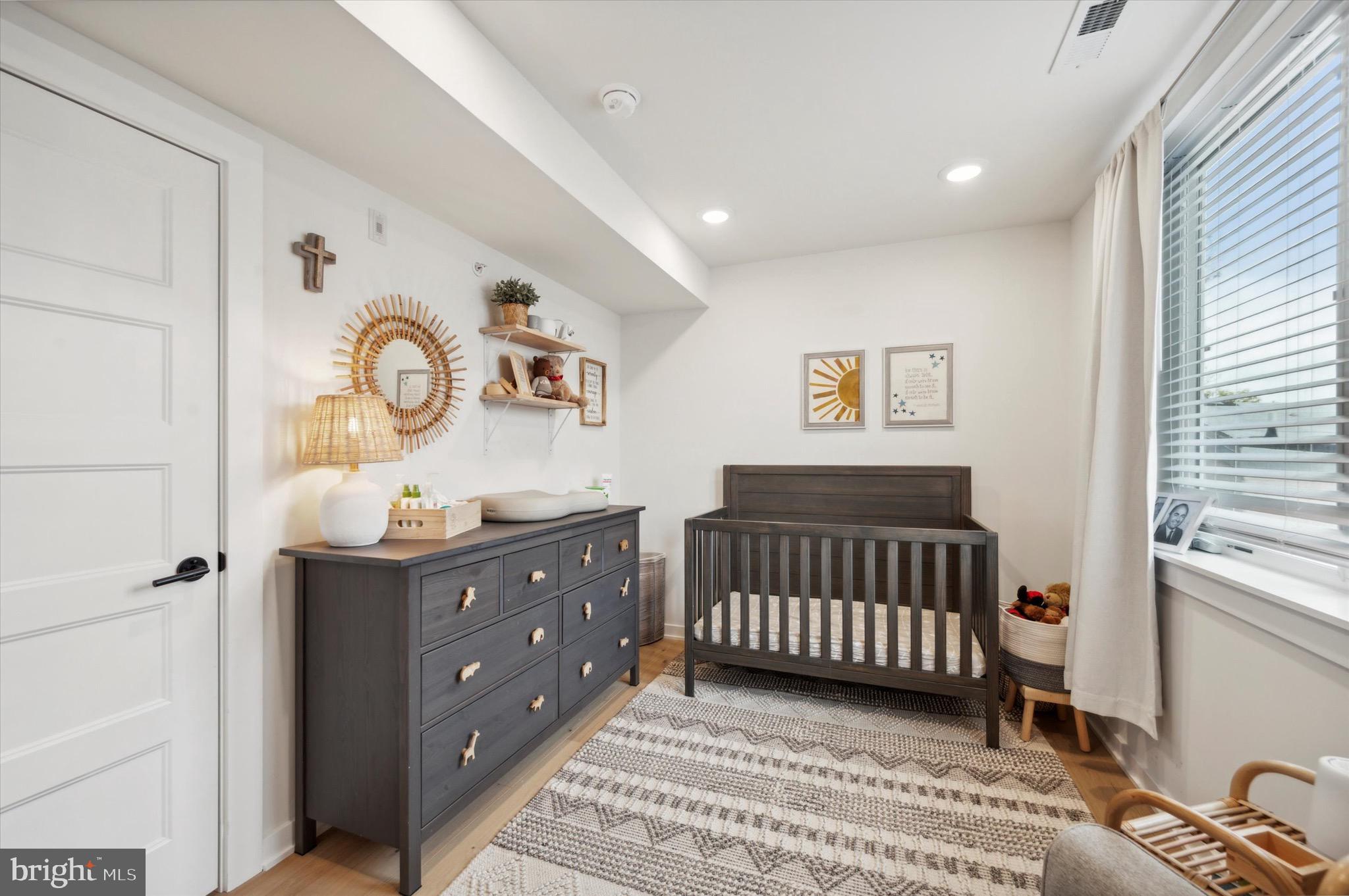 233 Christian St #4