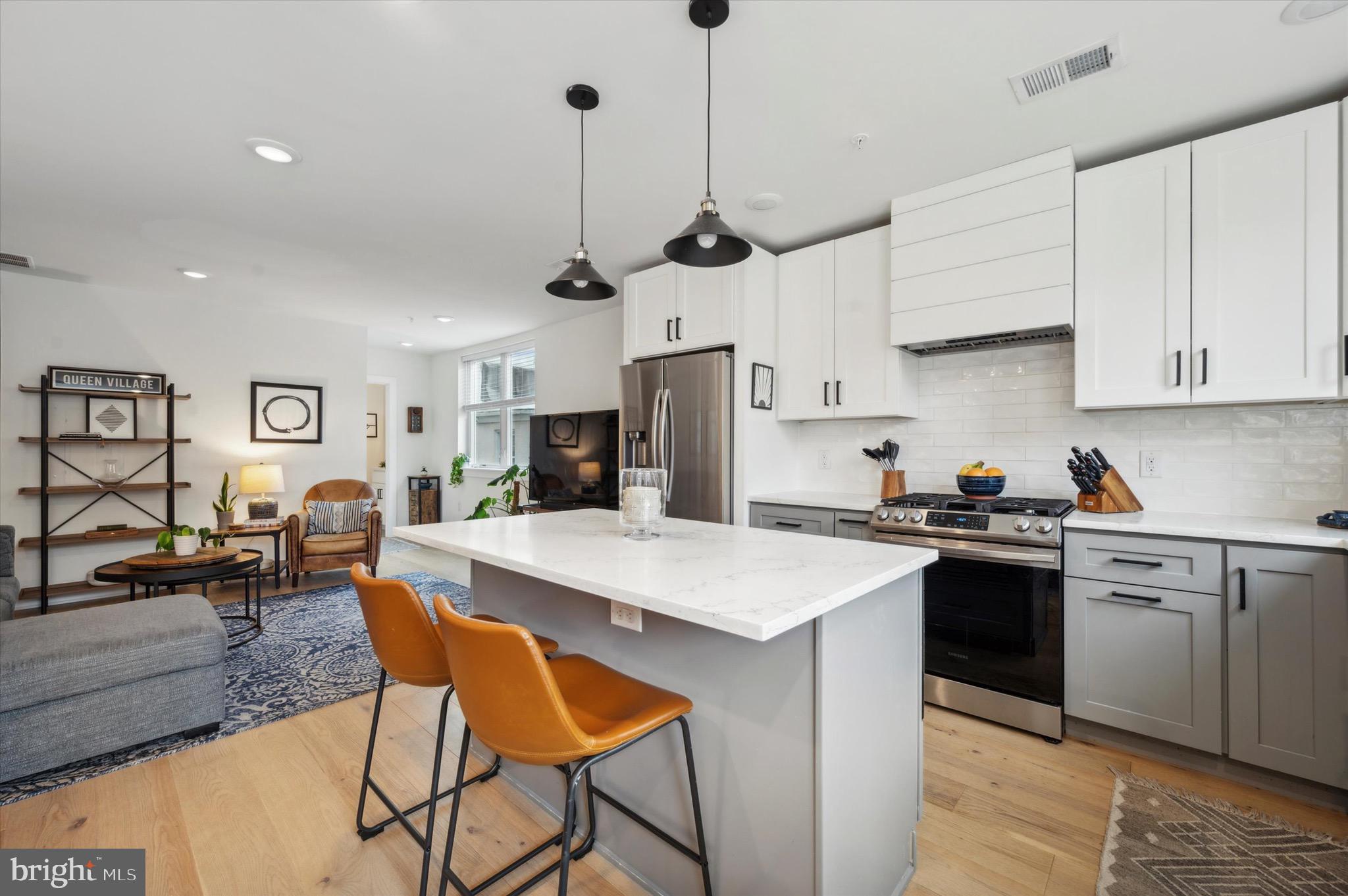 233 Christian St #4