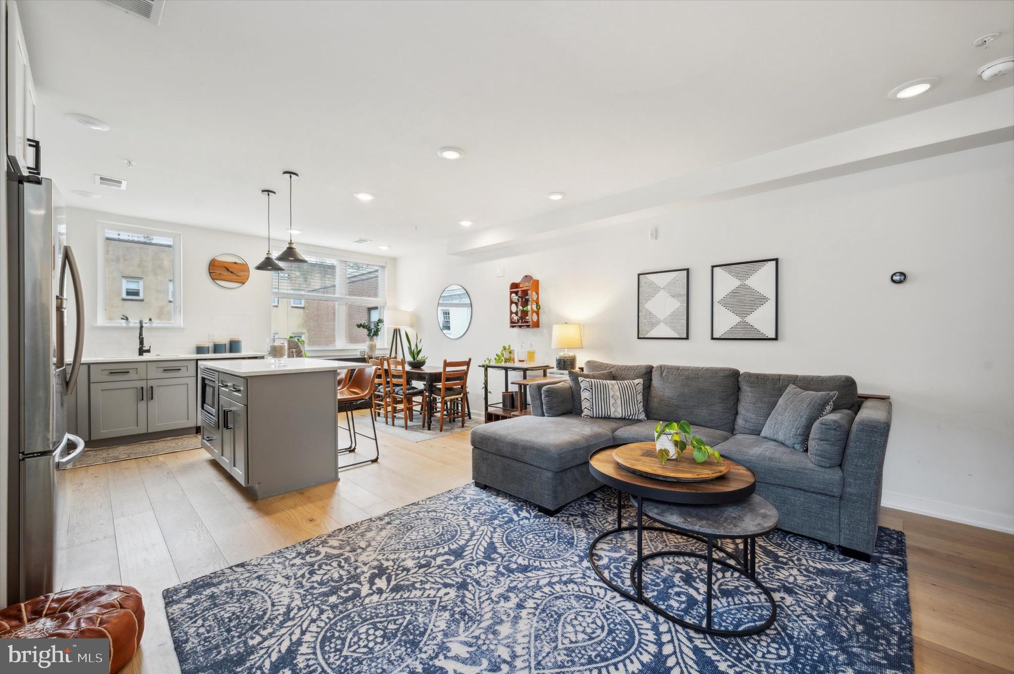 233 Christian St #4