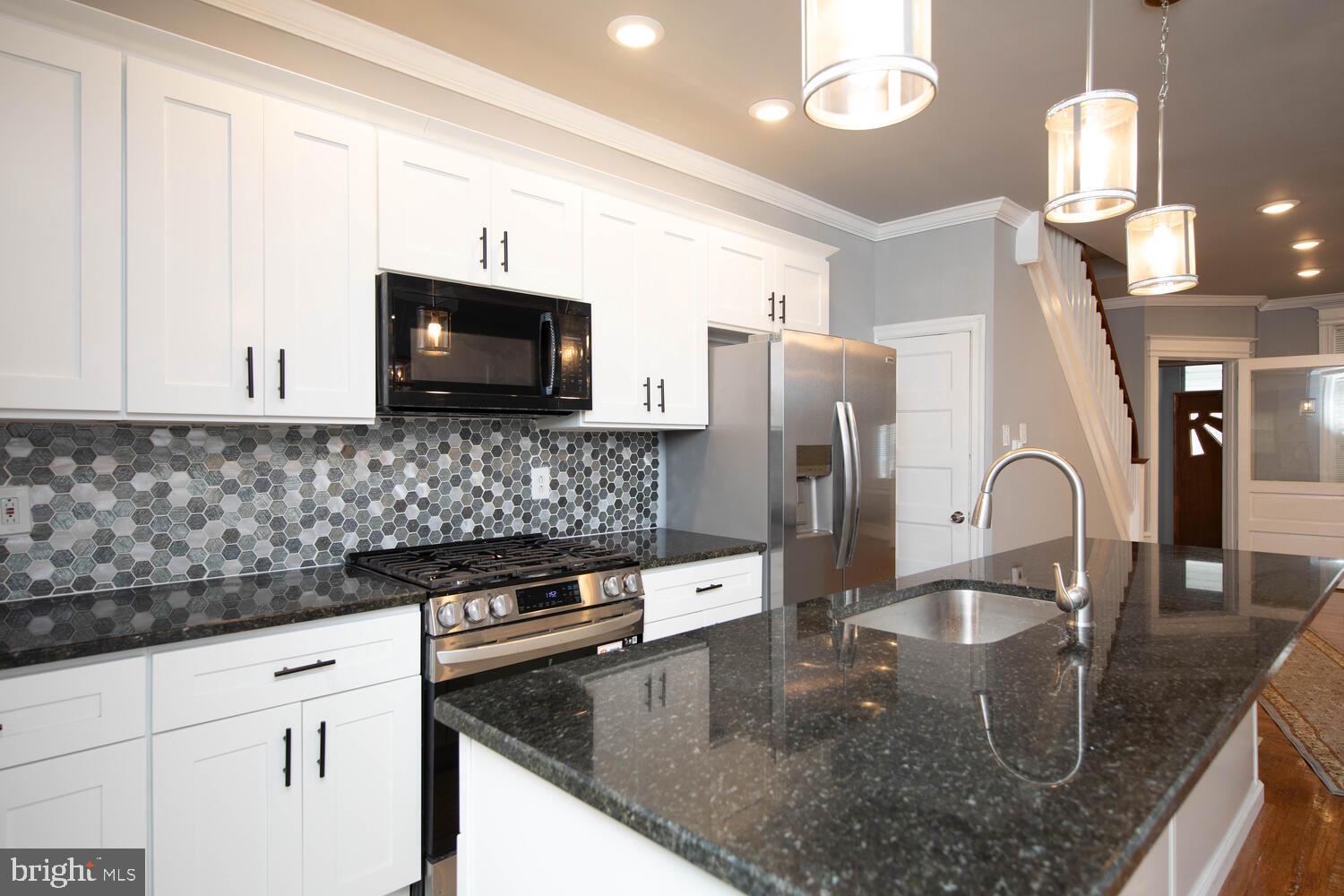 163 E Tulpehocken St