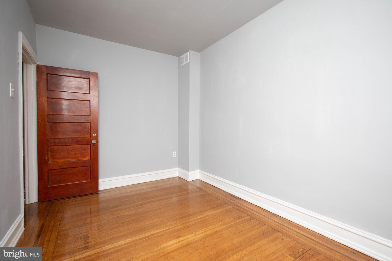 163 E Tulpehocken St