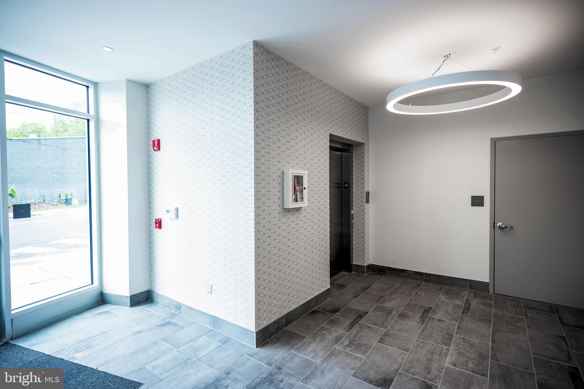 2077 Ridge Ave #1411