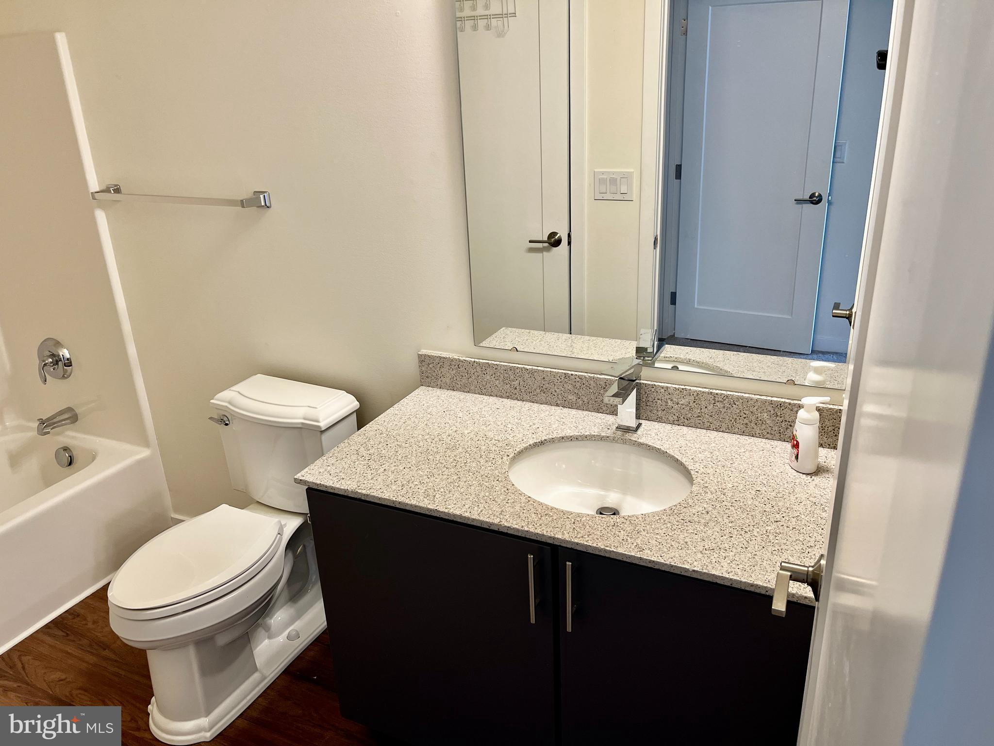 2077 Ridge Ave #1306