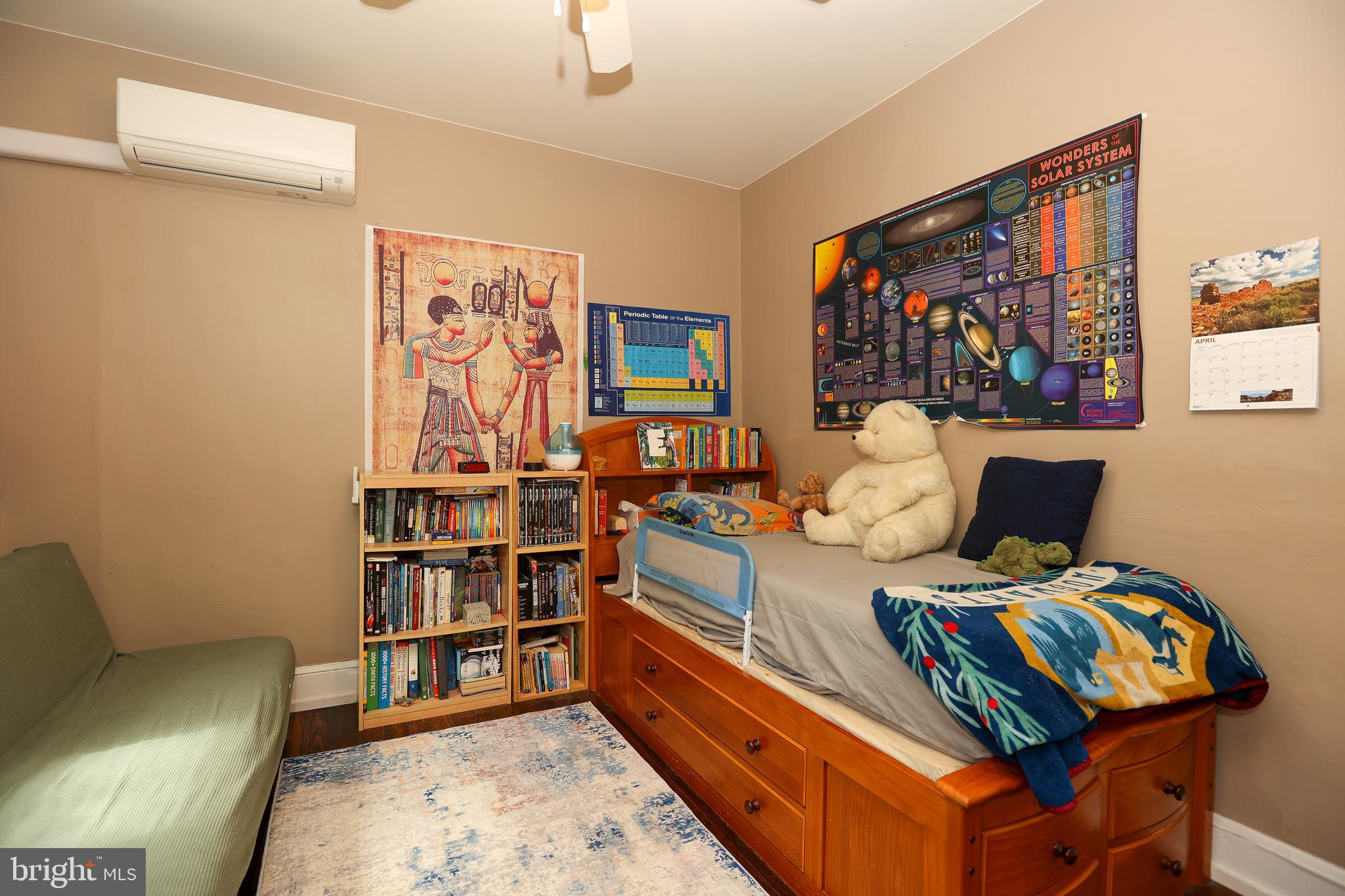 238 W Mount Pleasant Ave