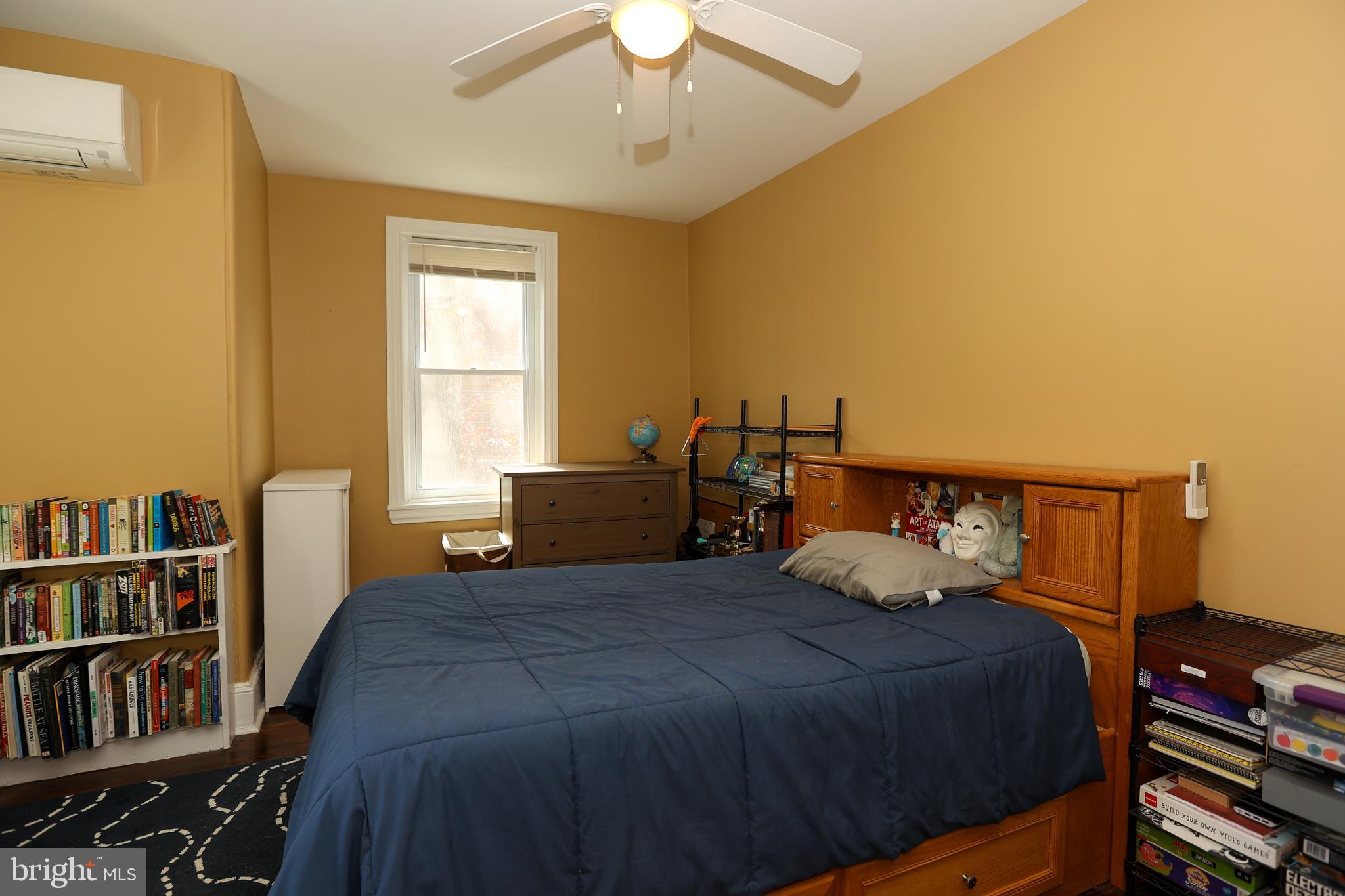 238 W Mount Pleasant Ave