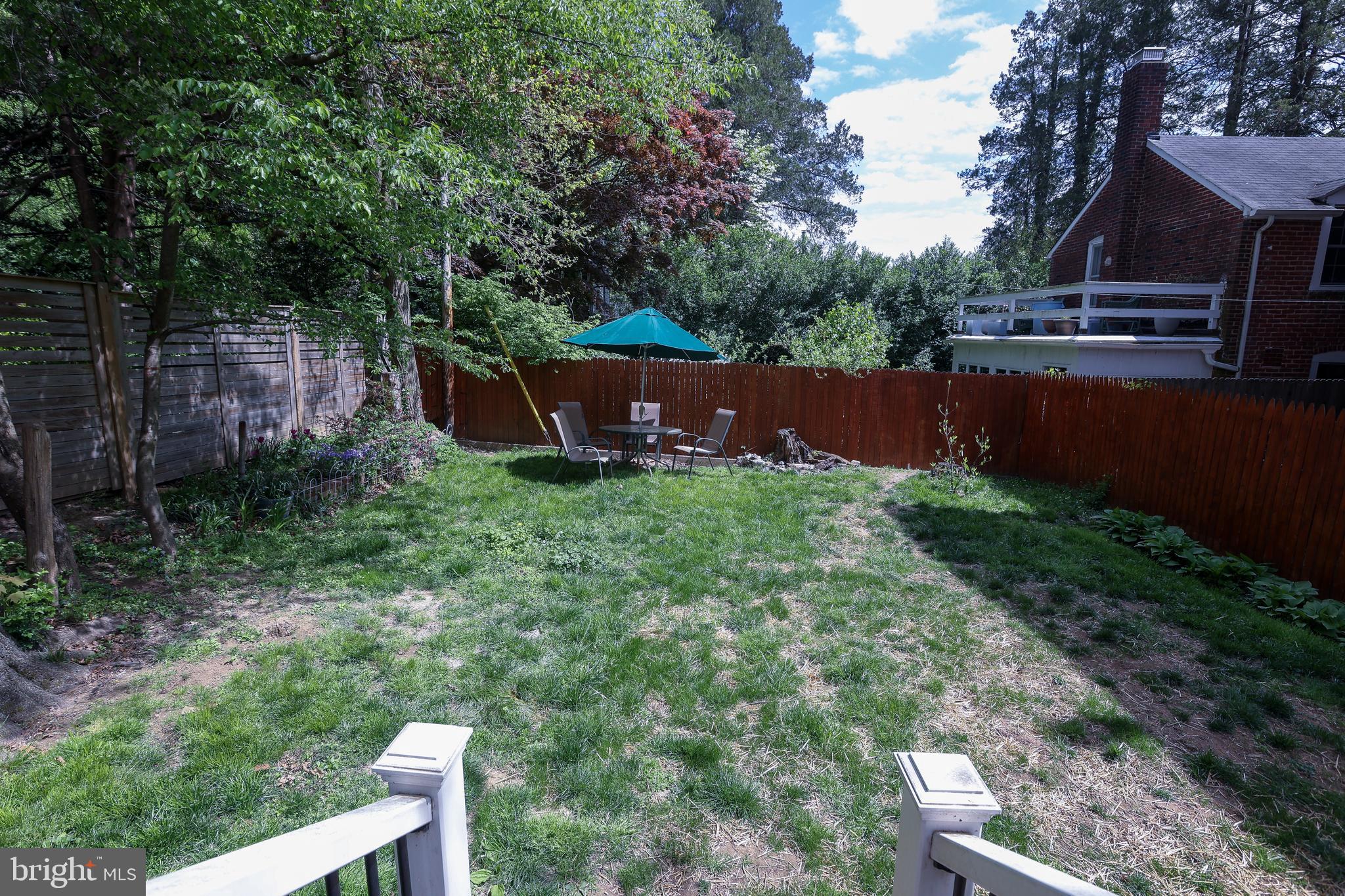 238 W Mount Pleasant Ave