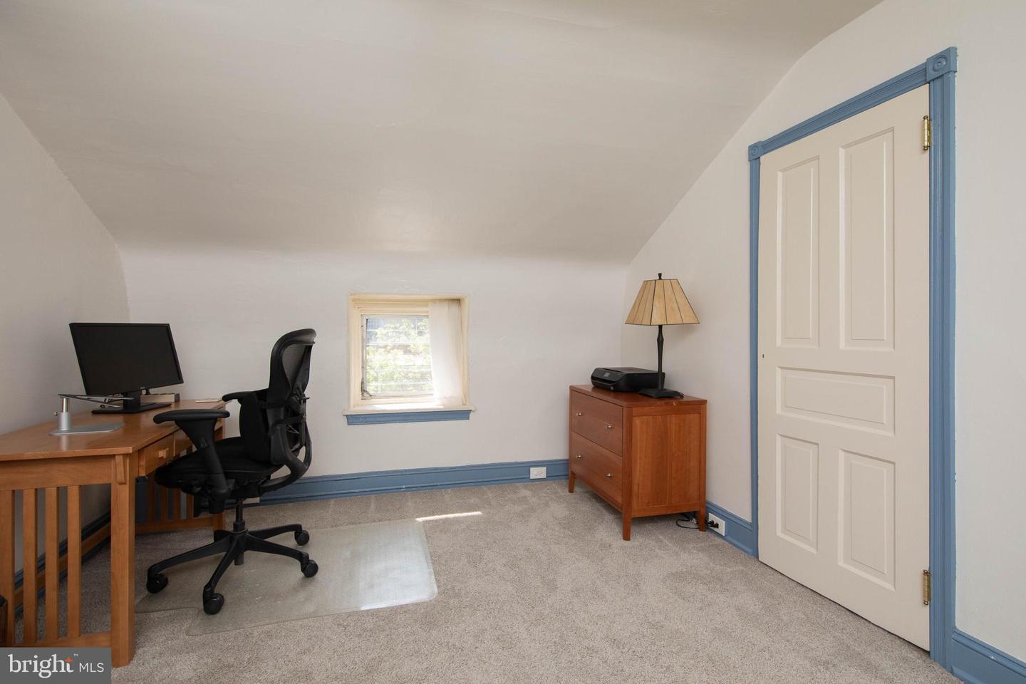 7109 Chew Ave
