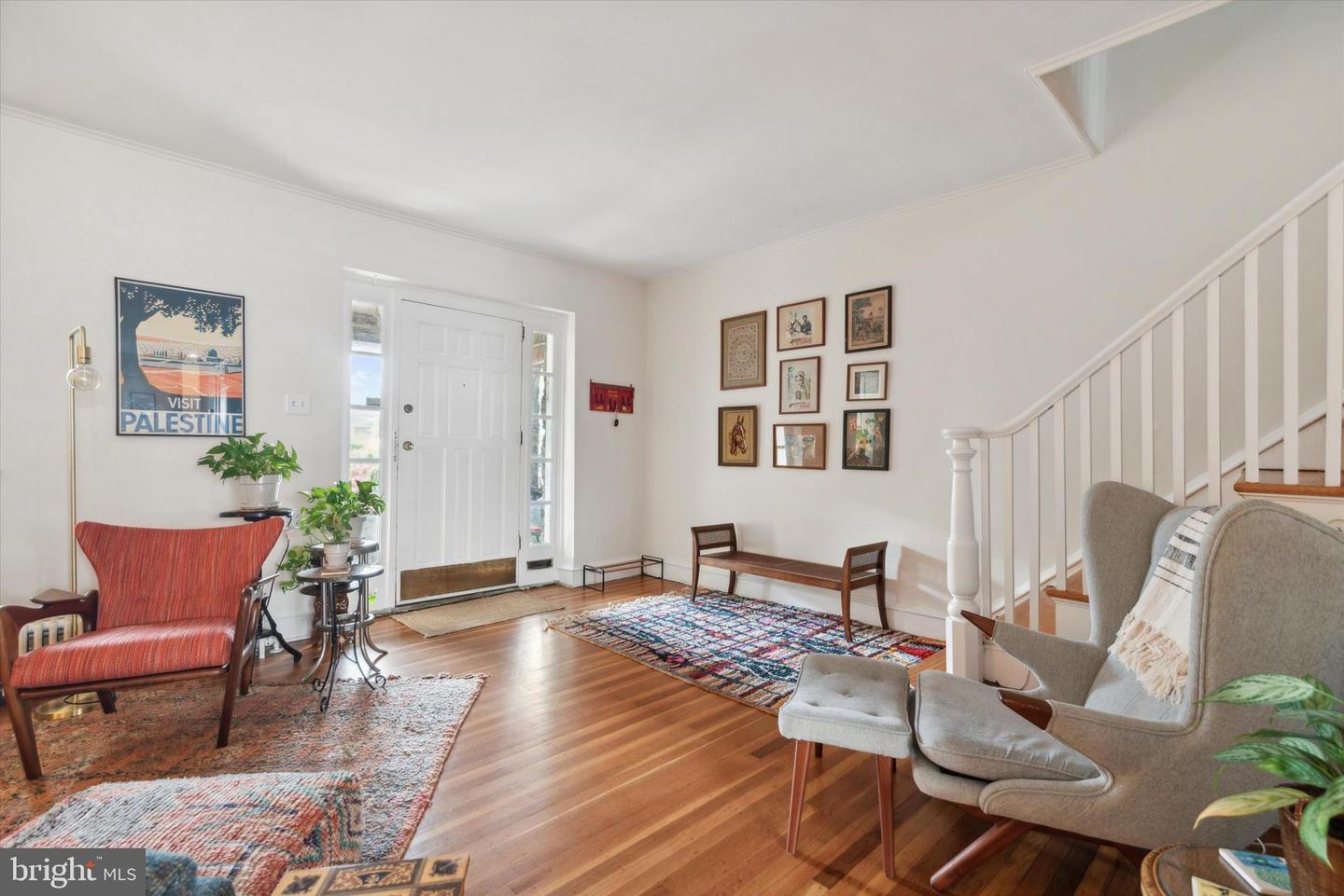 214 W Durand St