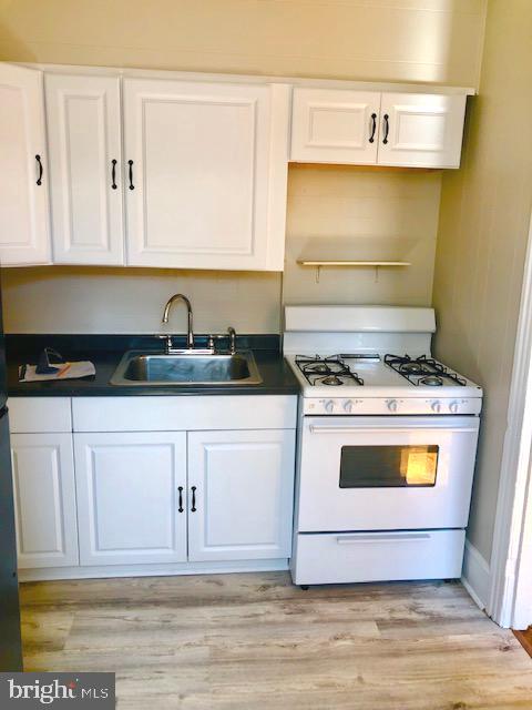 2314 E Cumberland St #2r