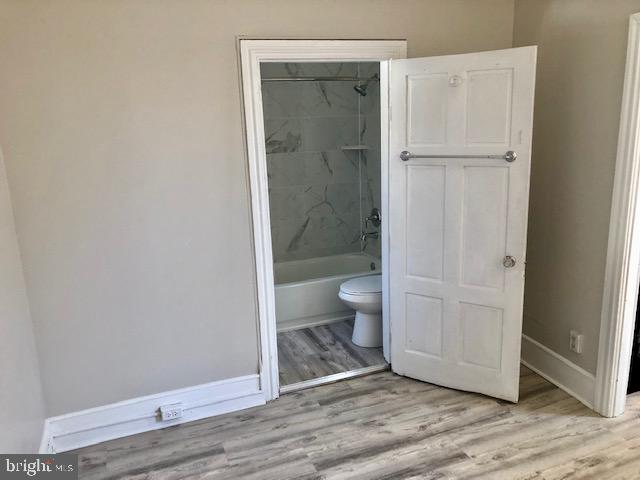 2314 E Cumberland St #2r