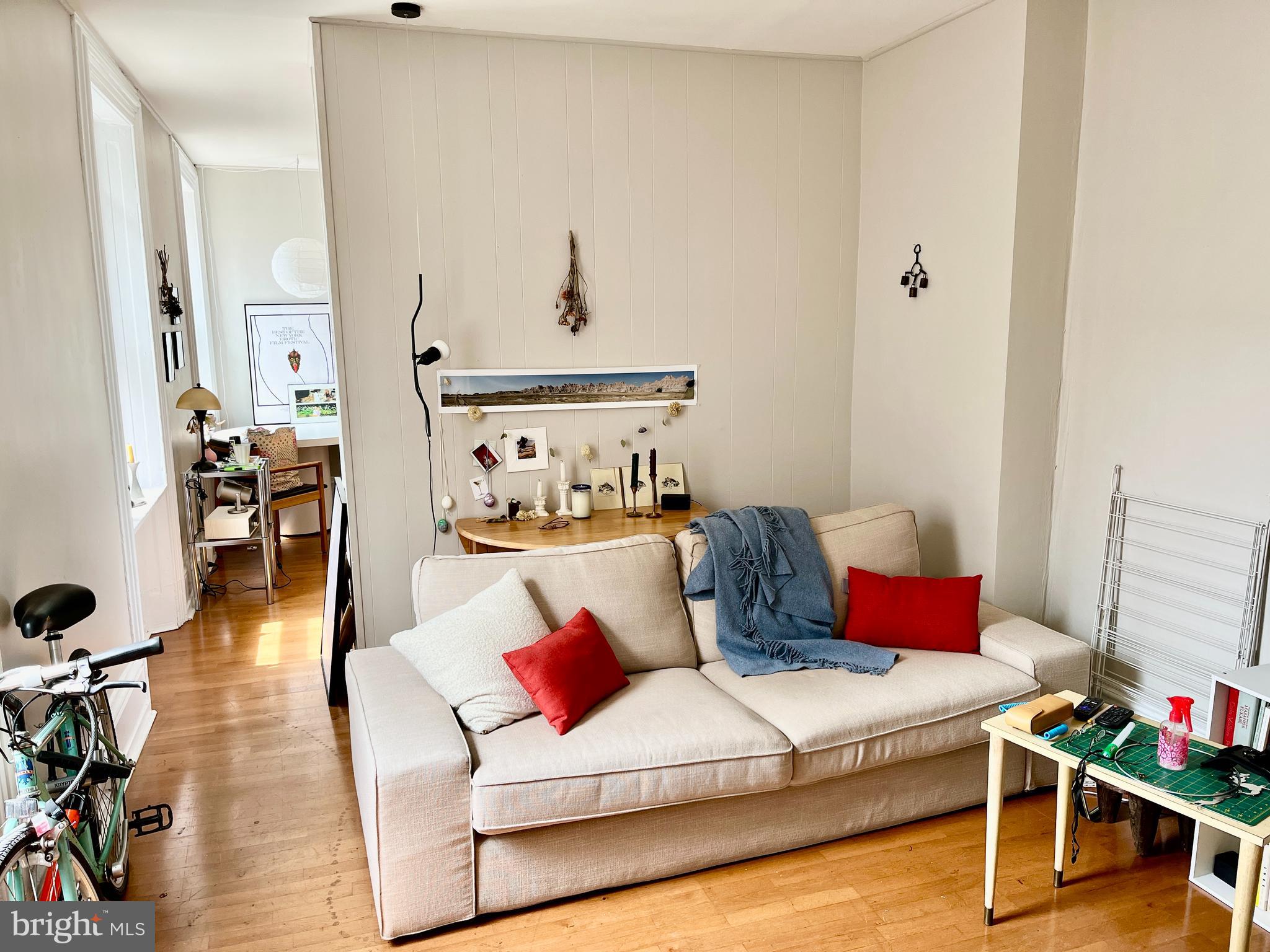 2314 E Cumberland St #2r