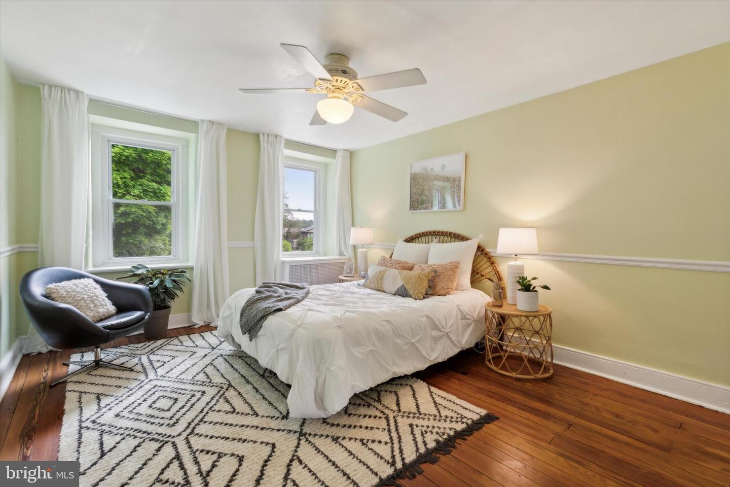 311 Carson St