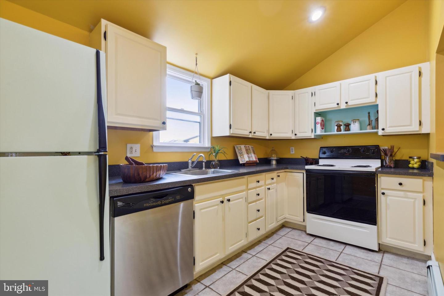 311 Carson St
