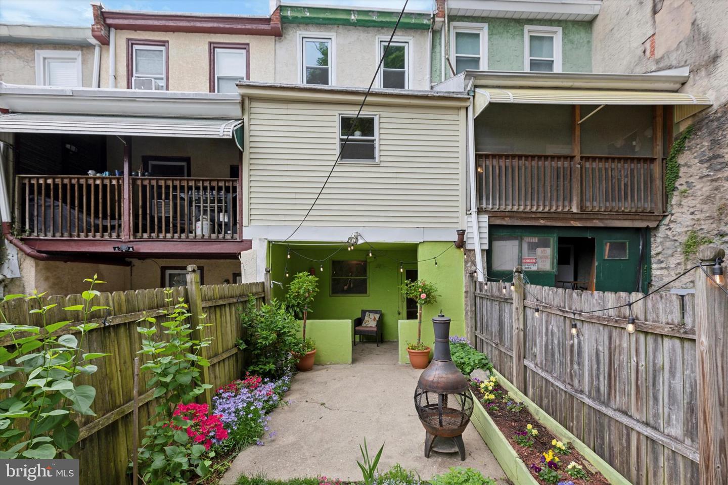 311 Carson St