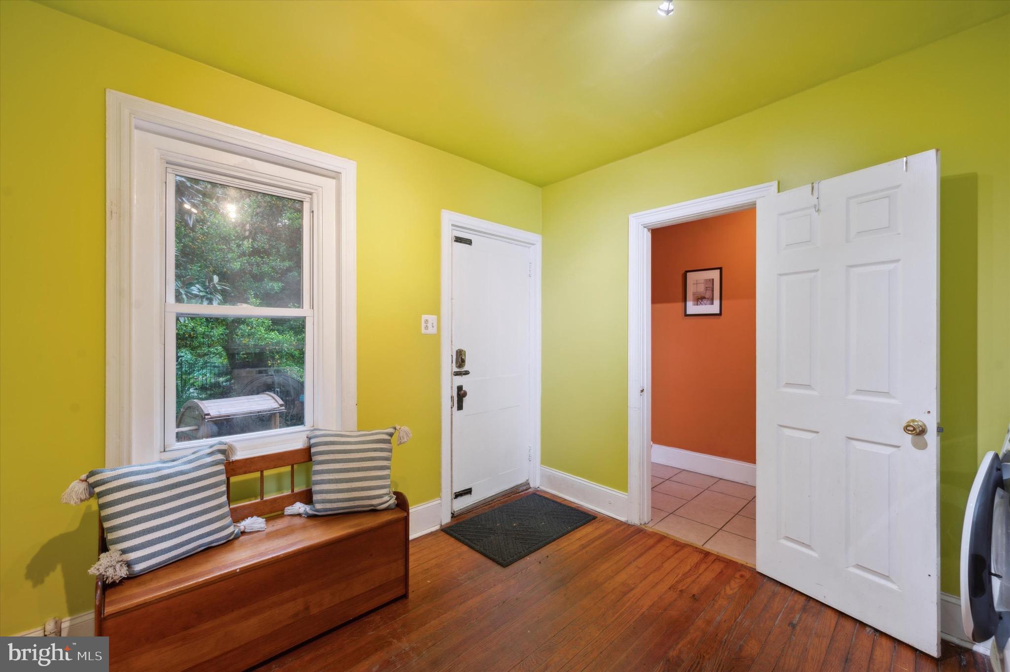 124 W Rittenhouse St