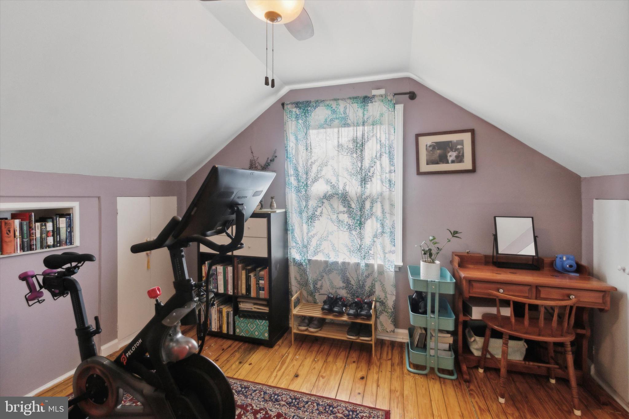 812 Inverness Ln