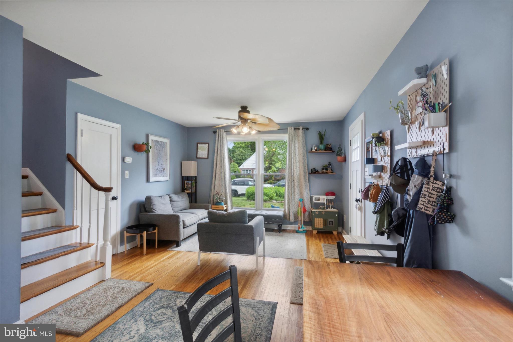 812 Inverness Ln
