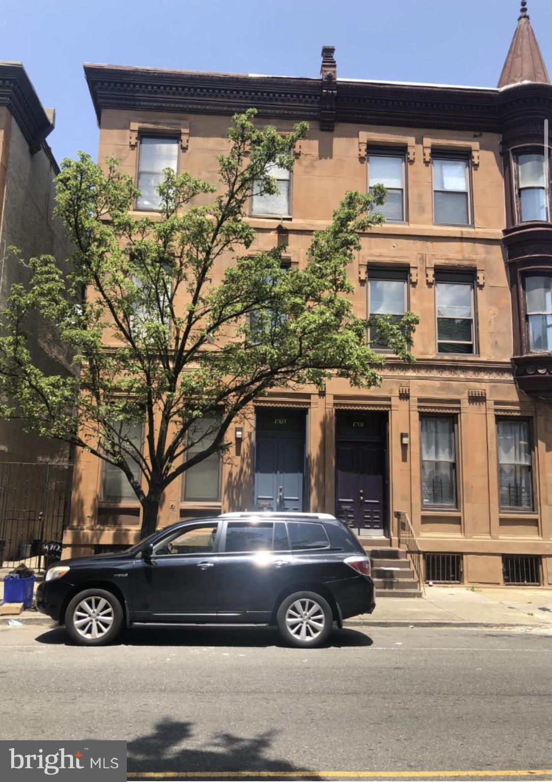 1703 W Diamond St #2