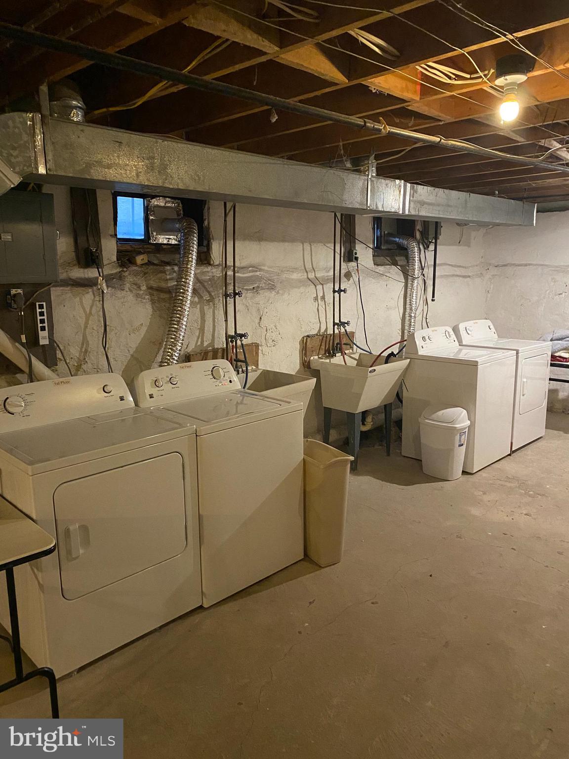 1703 W Diamond St #2