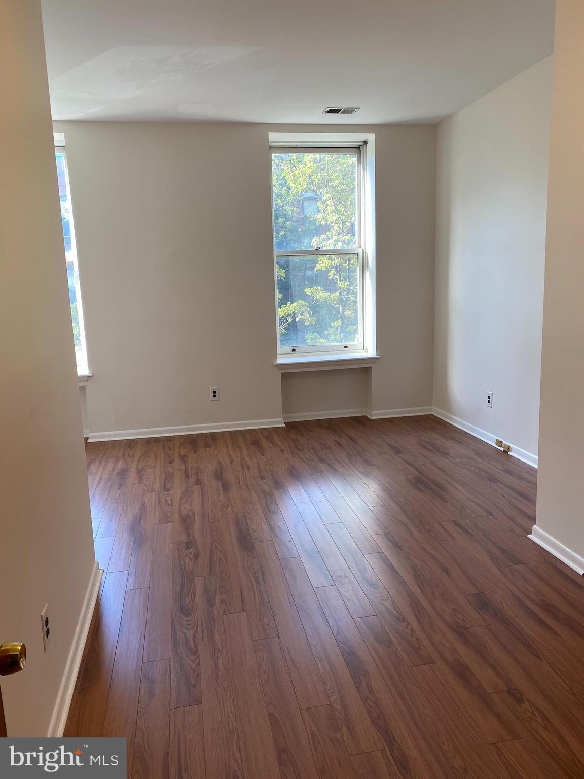 1703 W Diamond St #2