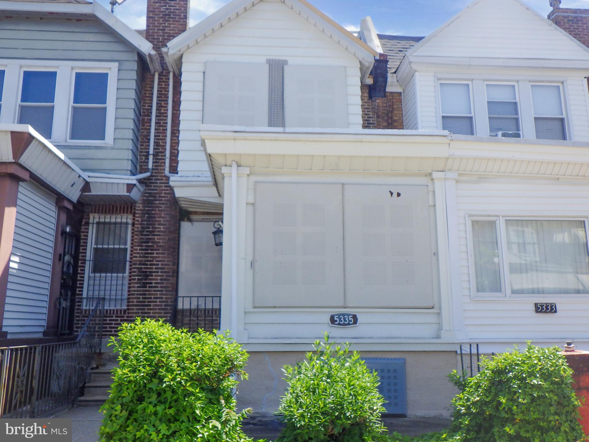 5335 N 15th St