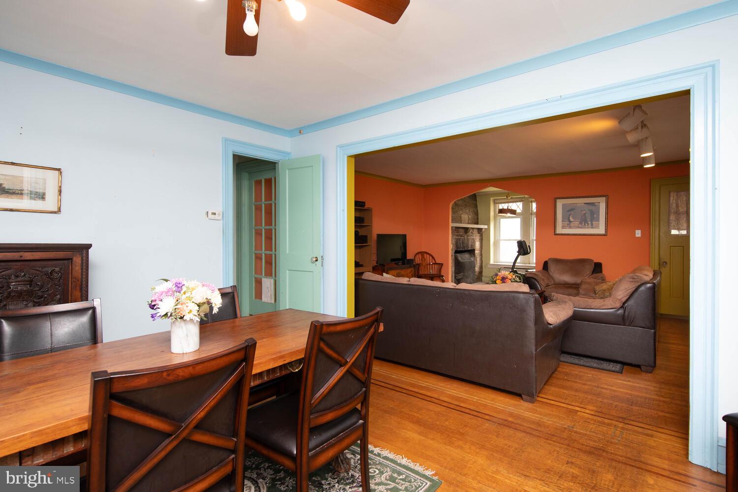 525 E Mount Airy Ave