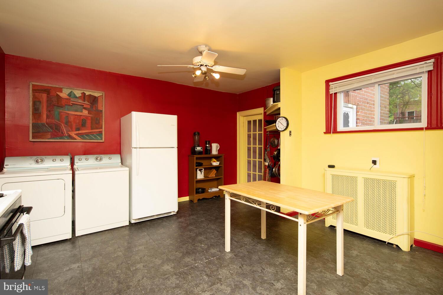 525 E Mount Airy Ave