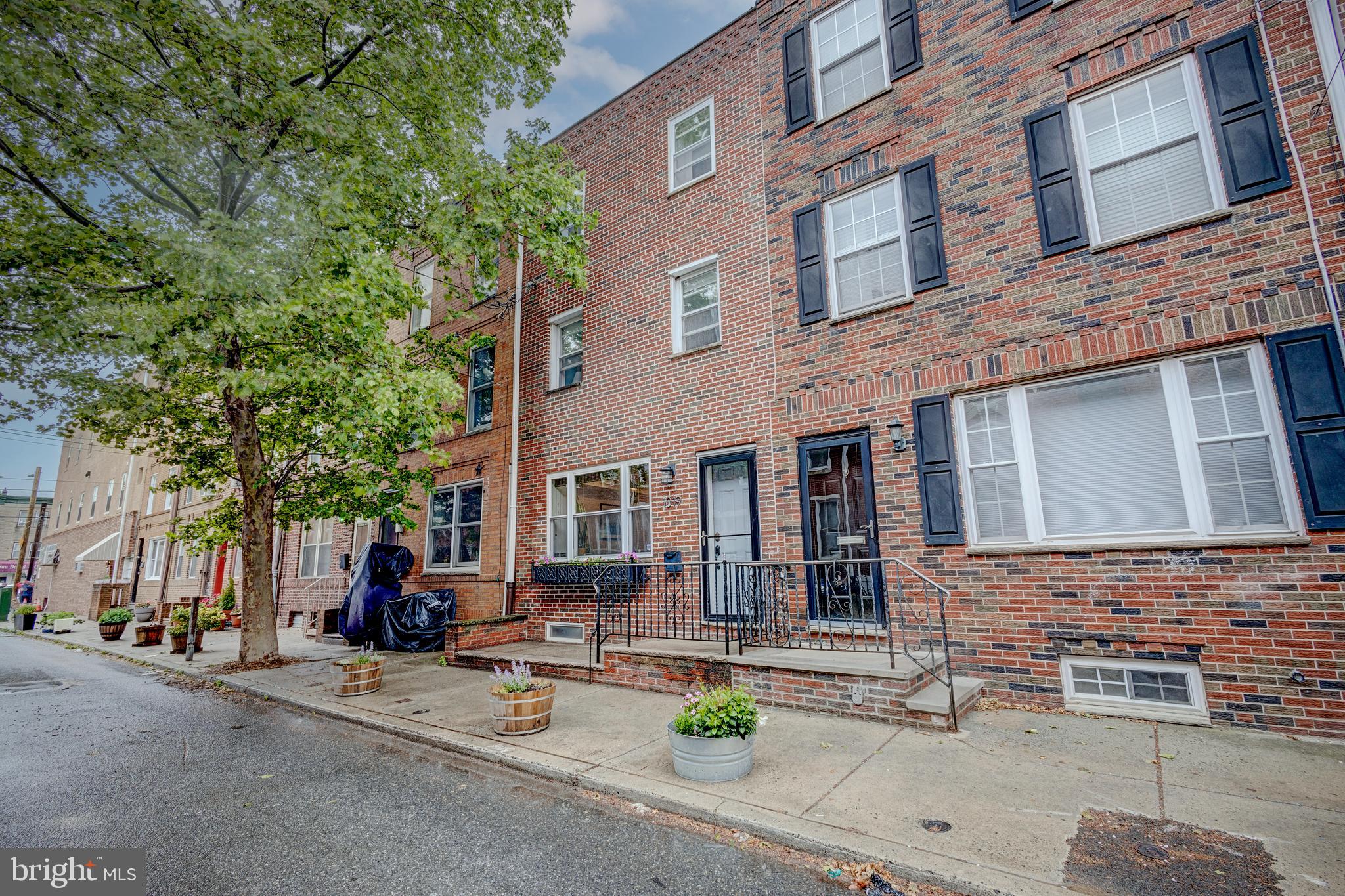 1019 Annin St