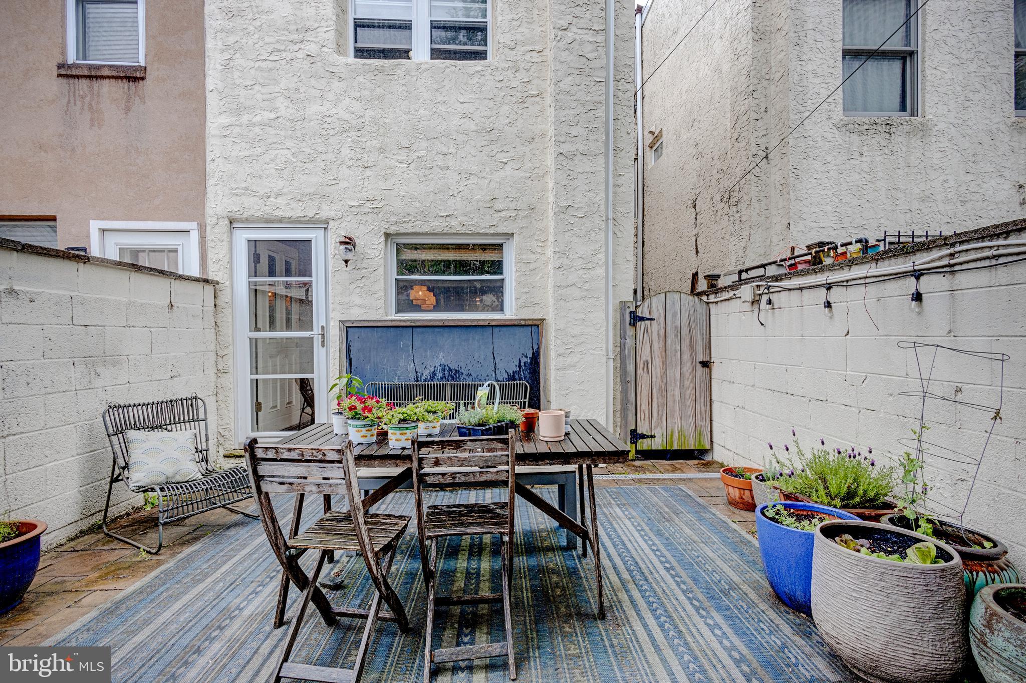1019 Annin St