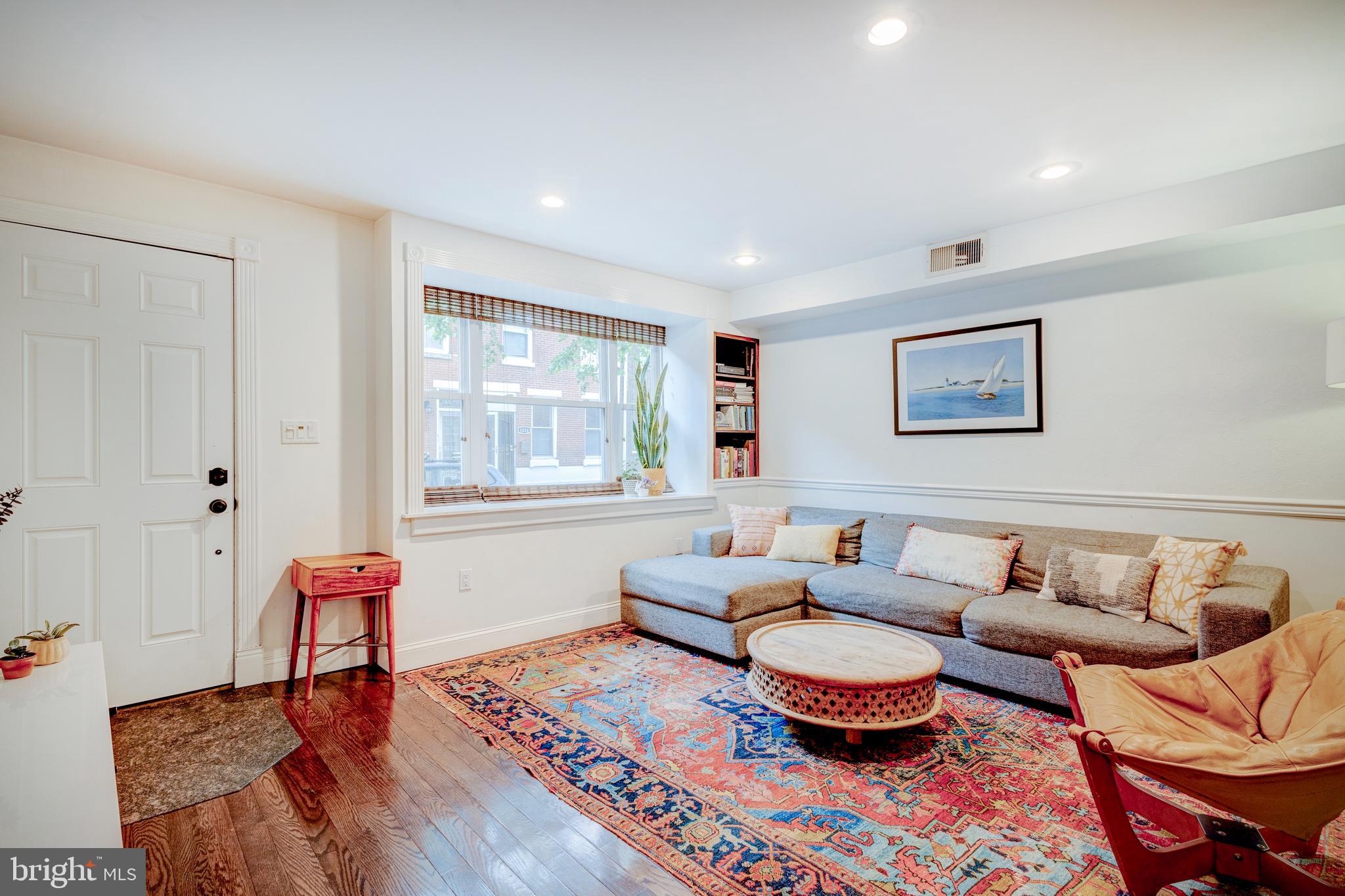 1019 Annin St