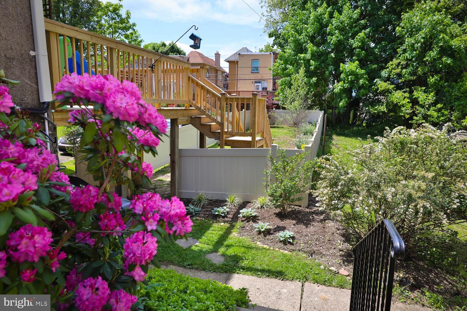 621 E Mount Airy Ave