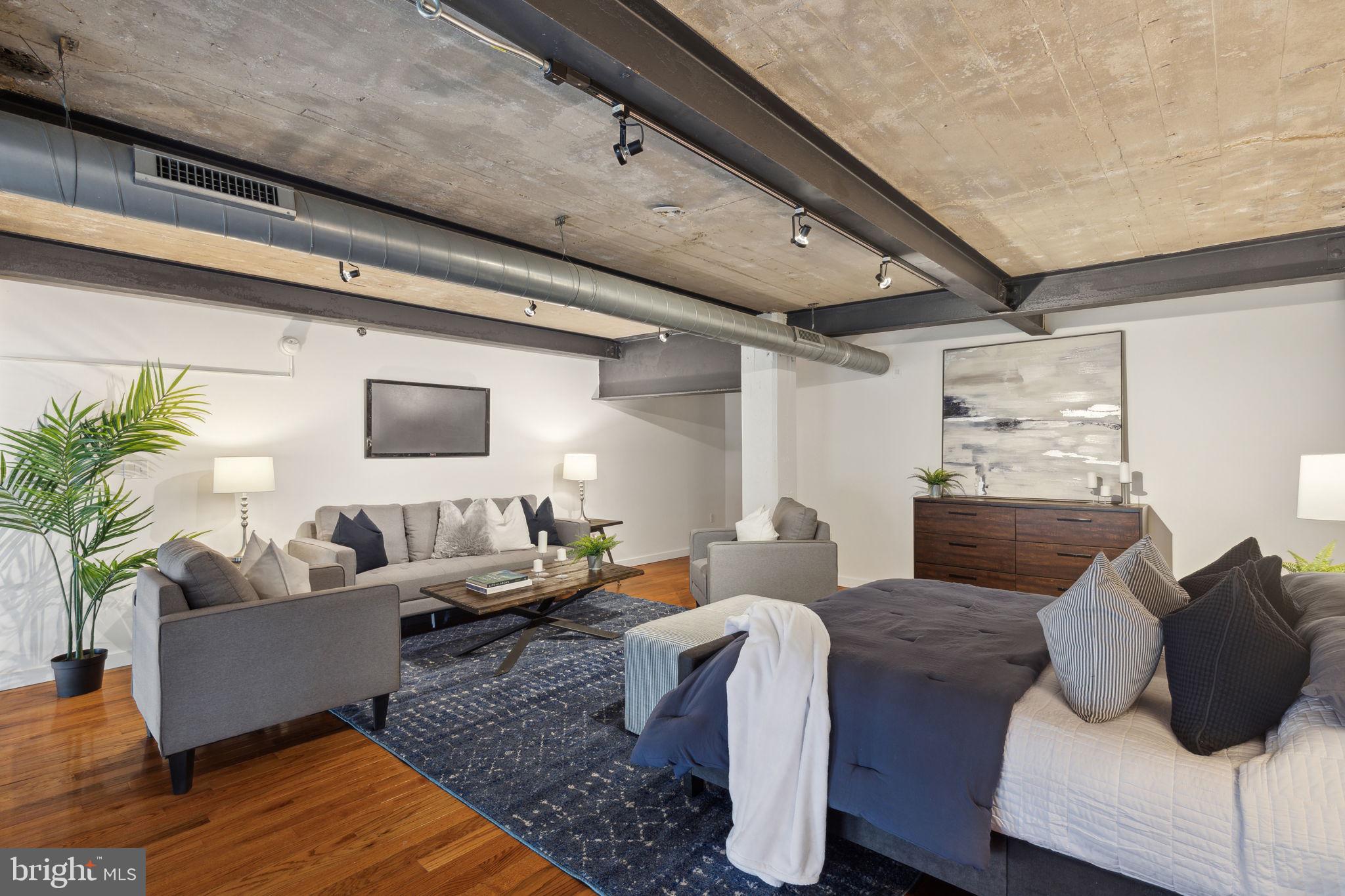 1203-15 N 3rd St #208