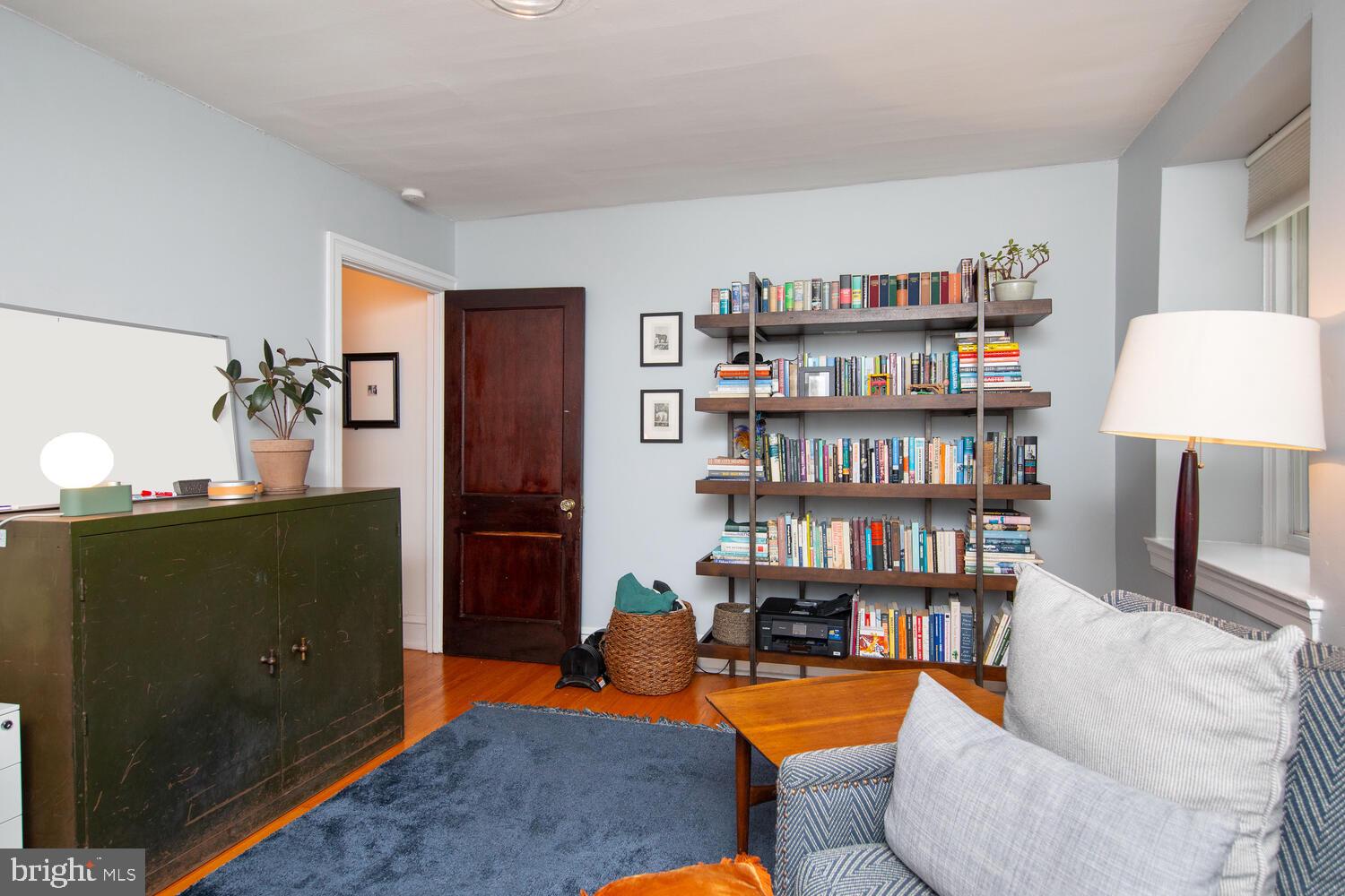 3242 Midvale Ave