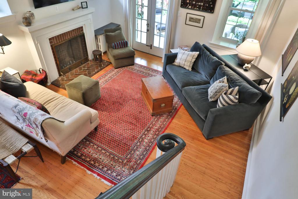 3242 Midvale Ave