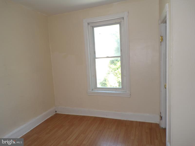 39 N Hirst St