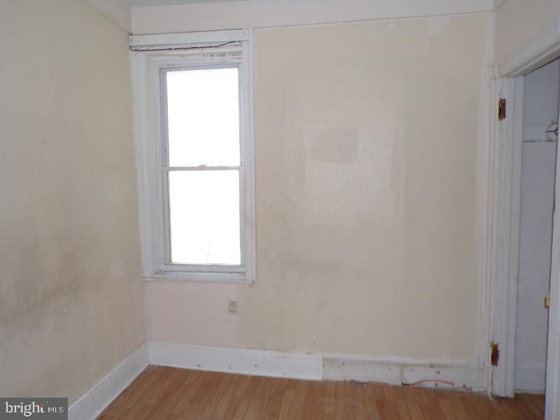 39 N Hirst St