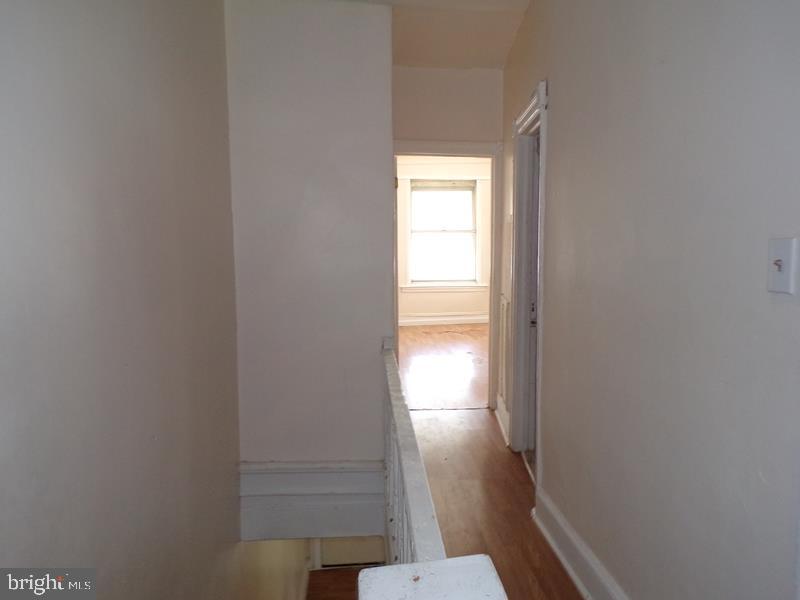 39 N Hirst St