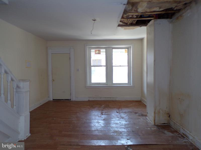 39 N Hirst St