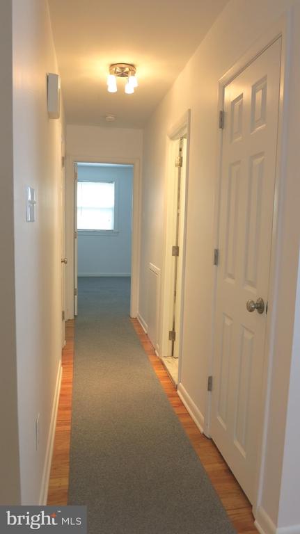7042 VALLEY AVE #2