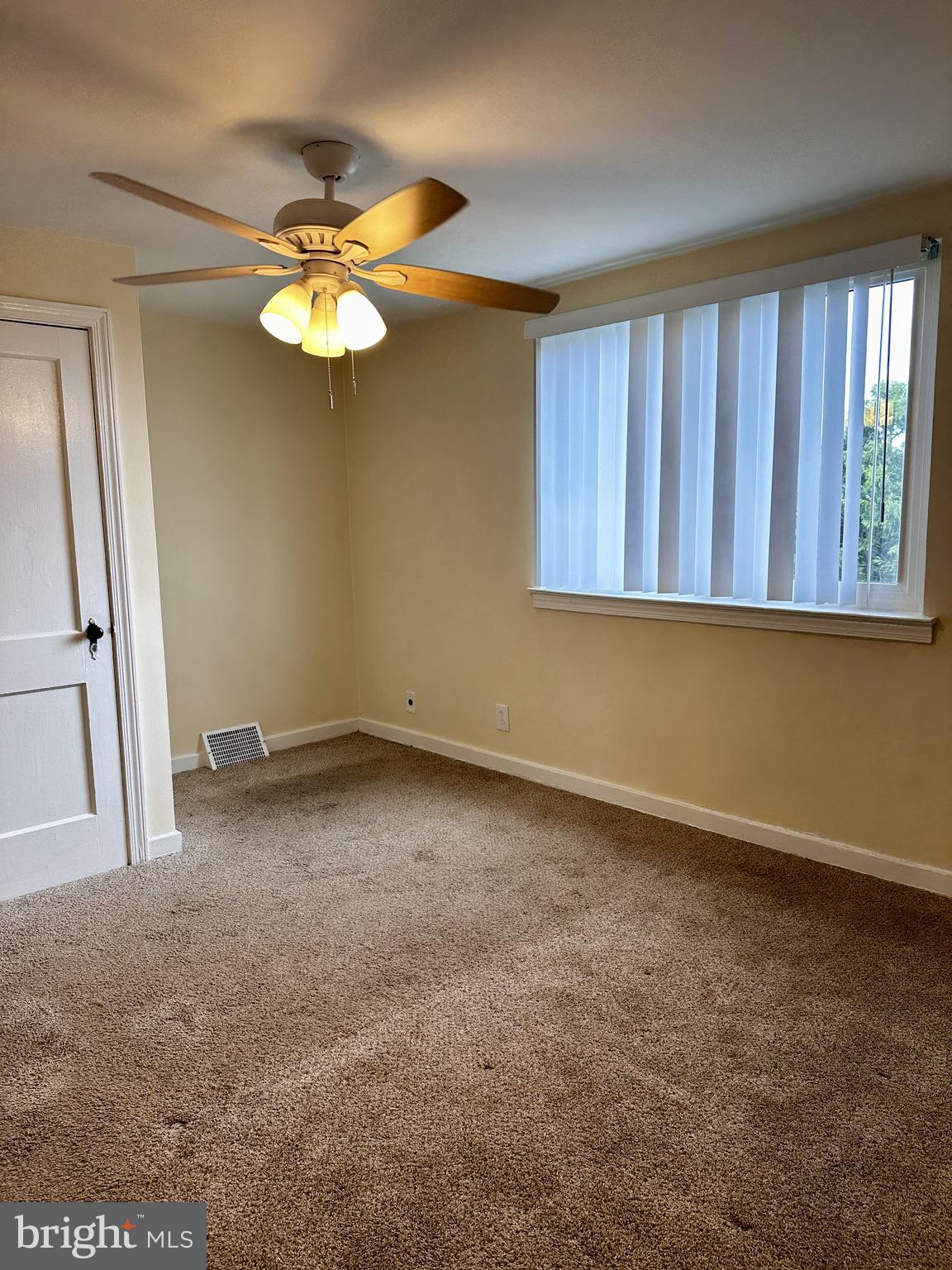 7816 FAYETTE ST